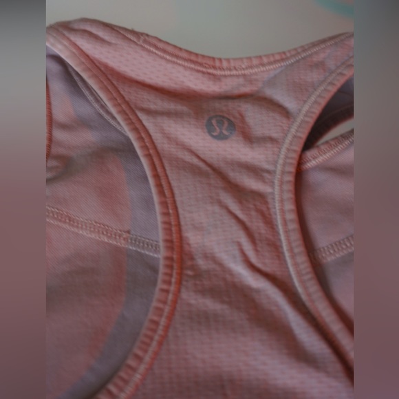 Lululemon Sport Bra Size 2 Color Light Pink - Picture 8 of 9
